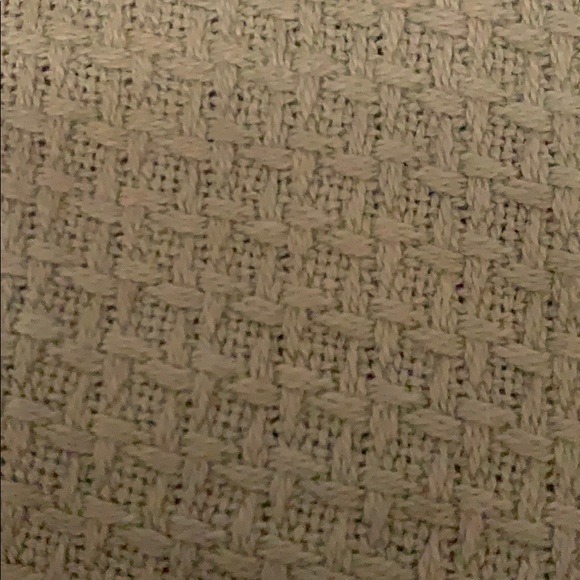 Meet your Posher, Danielle - Picture 1 of 1